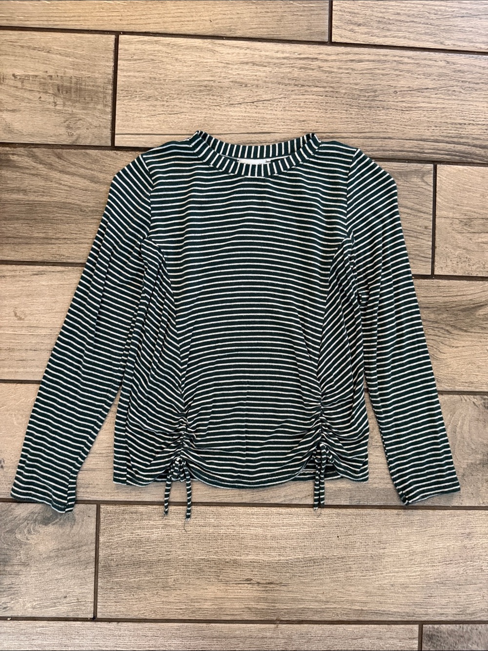 Persaya Black & White Striped Long-Sleeve Ruched Tee